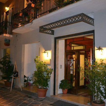 Hotel La Congiura Dei Baroni Teggiano Kültér fotó