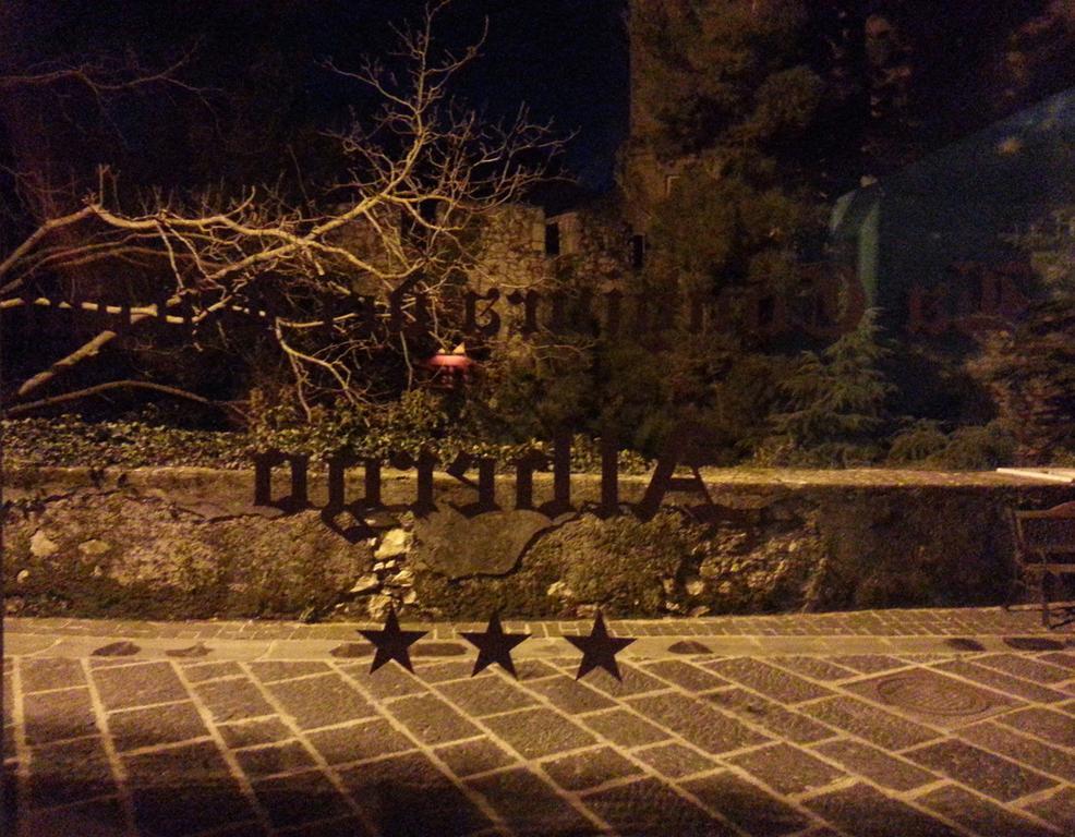 Hotel La Congiura Dei Baroni Teggiano Kültér fotó