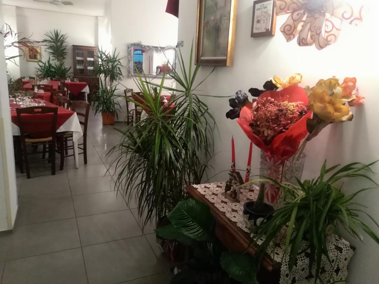 Hotel La Congiura Dei Baroni Teggiano Kültér fotó
