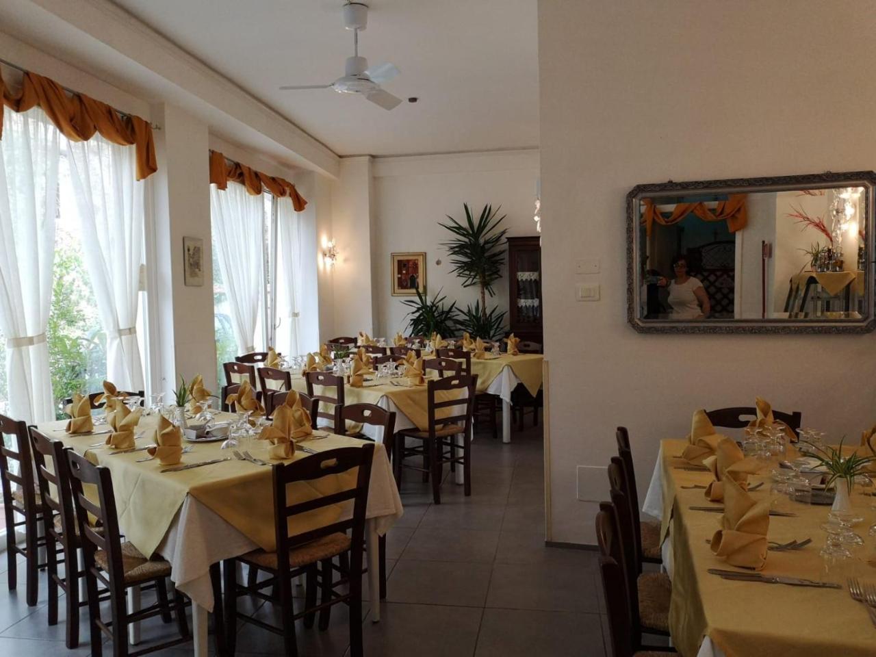 Hotel La Congiura Dei Baroni Teggiano Kültér fotó
